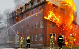 Como sobreviver à incêndios em hotéis